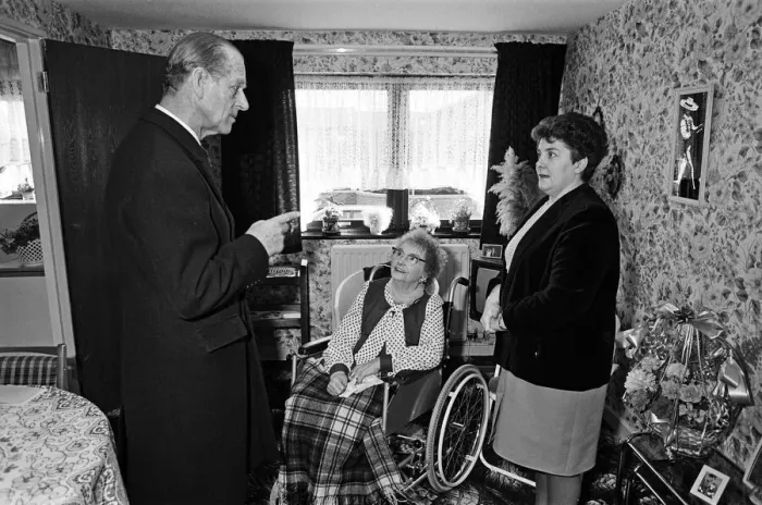 Framed Print : Prince Philip, Duke of Edinburgh visits Wavertree, Liverpool Framed Print : Prince Philip, Duke of Edinburgh visits Wavertree, Liverpool