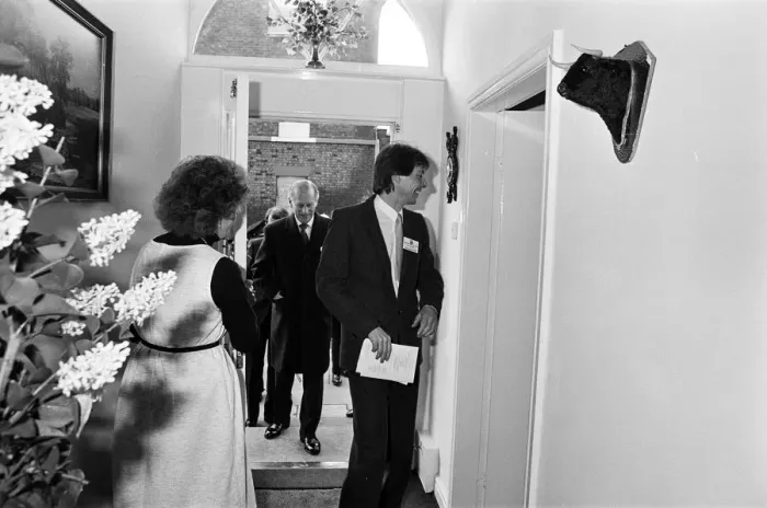 Framed Print : Prince Philip, Duke of Edinburgh visits Wavertree, Liverpool. 20th February 1987