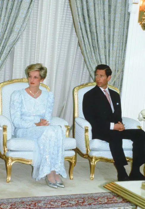 Framed Print : Prince and Princess of Wales, Middle East Tour November 1986 Framed Print : Prince and Princess of Wales, Middle East Tour November 1986