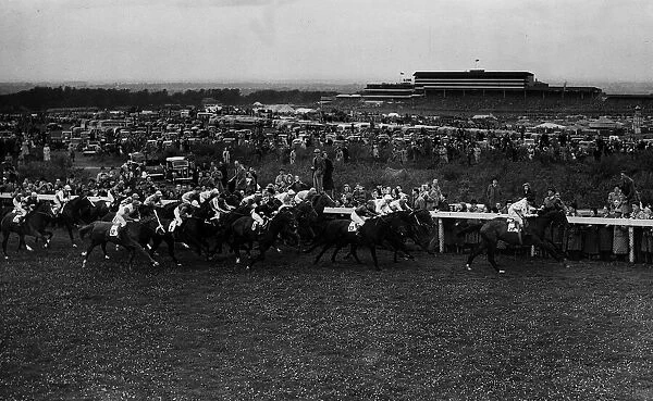 Prince Simon leads the field with 3  /  4 mile to go, The eventual winner of the Derby was