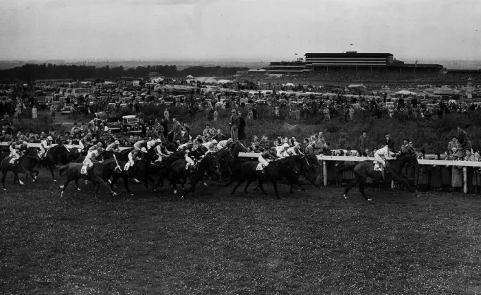 Framed Print : Prince Simon leads the field with 3  /  4 mile to go, The eventual winner of the Derby was
