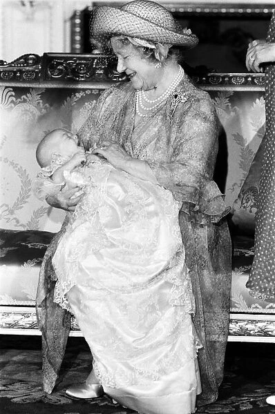 Prince Williams Christening, the Queen Mother holding Prince William