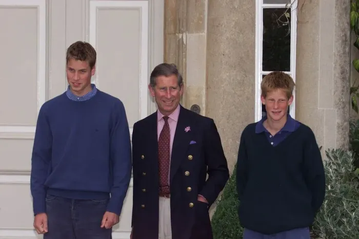 Framed Print : Princes Charles, William and Harry at Highgrove in Gloucestershire, July 1999 Framed Print : Princes Charles, William and Harry at Highgrove in Gloucestershire, July 1999