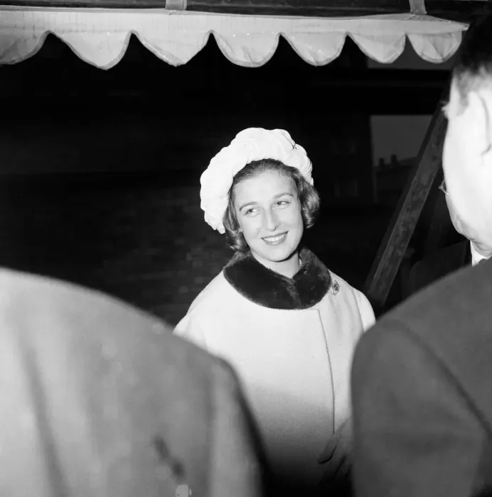 Framed Print : Princess Alexandra of Kent visits the London Association for the Blind headquarters in Framed Print : Princess Alexandra of Kent visits the London Association for the Blind headquarters in