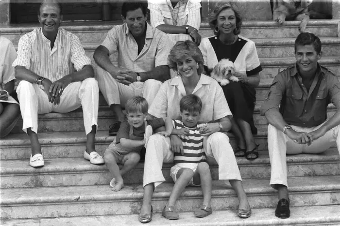 Framed Print : Princess Charles and Princess Diana on Holiday with King Juan Carlos of Spain