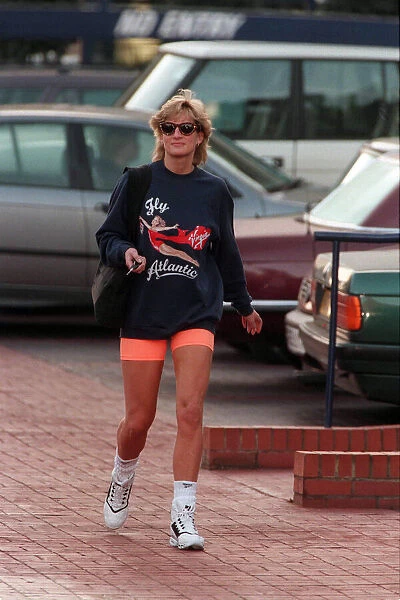 PRINCESS DIANA, ARRIVING AT CHELSEA HARBOUR FITNESS CLUB, WEARING PINK CYCLING SHORTS