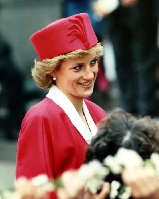 Framed Print : Princess Diana attends the Festival Of Flowers with Music at Westminster Cathedral Framed Print : Princess Diana attends the Festival Of Flowers with Music at Westminster Cathedral