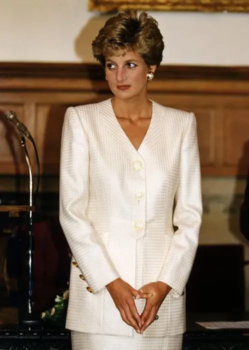 Framed Print : Princess Diana attends a Special Service Awards ceremony at Lambeth palace where she
