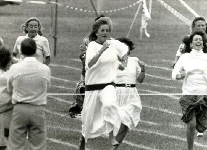 Framed Print : Princess Diana comes second in mums race at Prince William
