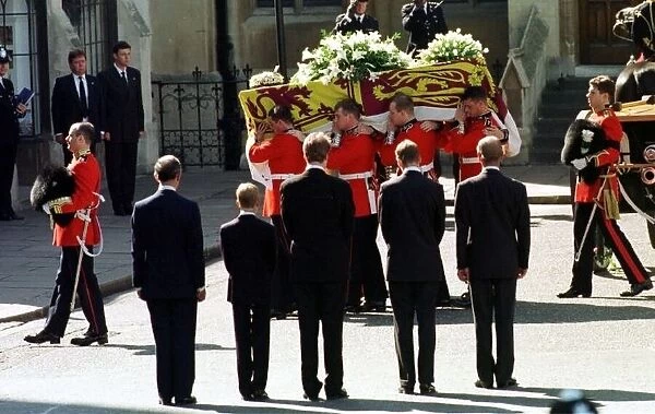 Princess Diana Funeral 6th September 1997. The Principle mourners left to