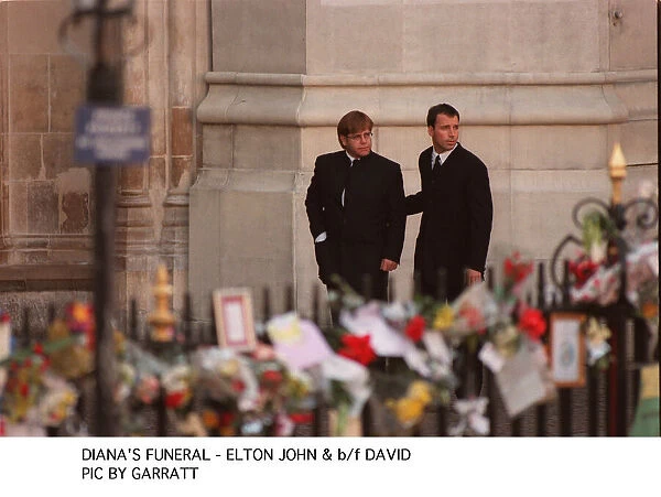Princess Diana Funeral 6th September 1997. Elton John singer arriving at