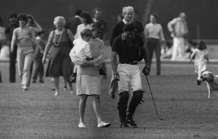 Framed Print : Princess Diana with her husband Prince Charles and their youngest son Henry Framed Print : Princess Diana with her husband Prince Charles and their youngest son Henry