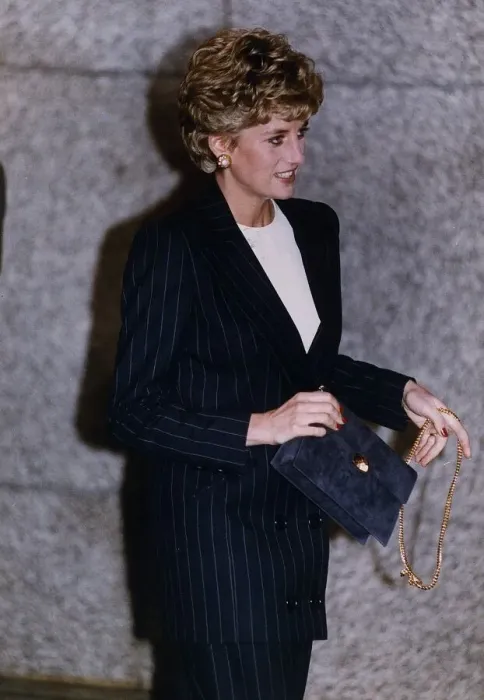 Framed Print : Princess Diana at the Metropole Hotel in London to attend a European Drug prevention Framed Print : Princess Diana at the Metropole Hotel in London to attend a European Drug prevention