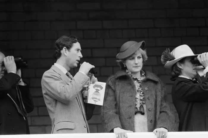 Framed Print : Princess Diana and Prince Charles at Aintree Racecourse for the the Grand National Framed Print : Princess Diana and Prince Charles at Aintree Racecourse for the the Grand National