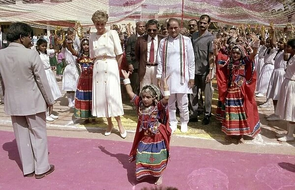 Princess Diana & Prince Charles Overseas Visit to India