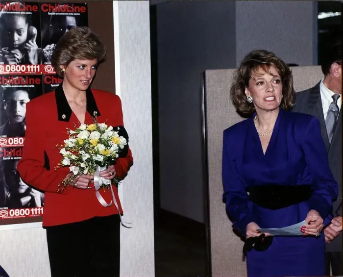 Framed Print : Princess Diana, the Princess Of Wales arrives to open the Childline Headquarters in Framed Print : Princess Diana, the Princess Of Wales arrives to open the Childline Headquarters in