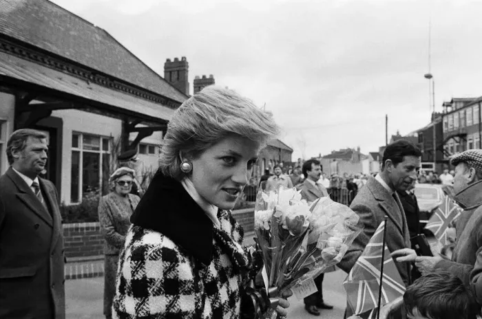 Framed Print : Princess Diana, Princess of Wales and Prince Charles, Prince of Wales Framed Print : Princess Diana, Princess of Wales and Prince Charles, Prince of Wales