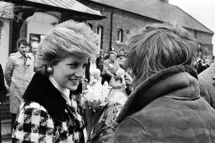 Framed Print : Princess Diana, Princess of Wales seen here arriving at Middlesbrough Station during a Framed Print : Princess Diana, Princess of Wales seen here arriving at Middlesbrough Station during a