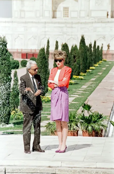 Framed Print : Princess Diana at the Taj Mahal, Agra, Uttar Pradesh, India, 11th February 1992
