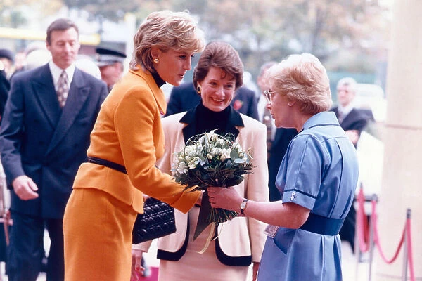 Princess Diana visits Merseyside, Tuesday 7th November 1995