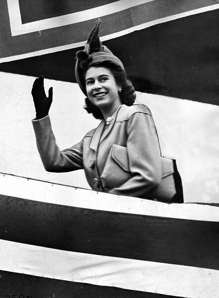 Princess Elizabeth, October 1947, waving from the launch of the Caronia ship before she