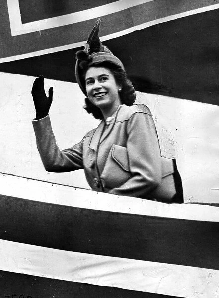 Princess Elizabeth, October 1947 Waving from the launch of the Caronia ship before