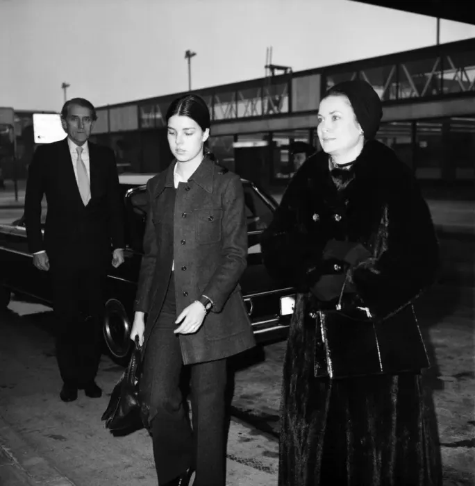 Framed Print : Princess Grace of Monaco and her daughter Princess Caroline arrived at Heathrow Airport Framed Print : Princess Grace of Monaco and her daughter Princess Caroline arrived at Heathrow Airport