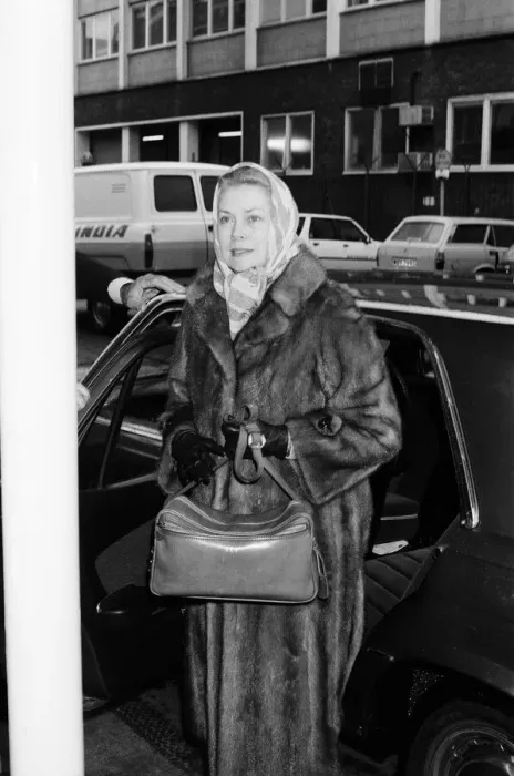 Framed Print : Princess Grace of Monaco at Heathrow Airport. 8th March 1981 Framed Print : Princess Grace of Monaco at Heathrow Airport. 8th March 1981