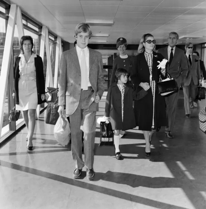 Framed Print : Princess Grace of Monaco leaves Heathrow Airport with Crown Prince Albert Framed Print : Princess Grace of Monaco leaves Heathrow Airport with Crown Prince Albert