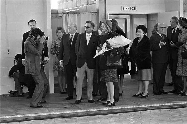 Princess Grace and visits Pinderfields Hospital, Wakefield