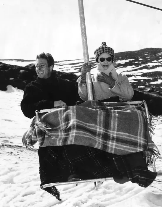 Framed Print : Princess Margaret and Antony Armstrong Jones riding on a Ski Lift at Cairngorm in Framed Print : Princess Margaret and Antony Armstrong Jones riding on a Ski Lift at Cairngorm in