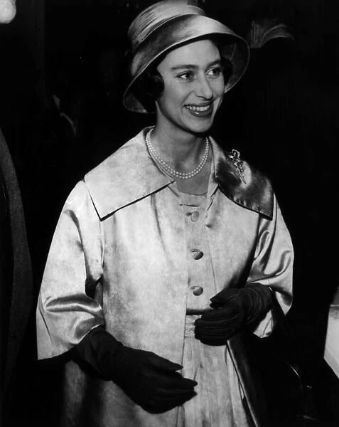 Princess Margaret attending function, October 1959 At St James Palace