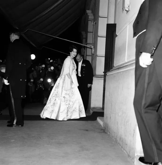 Framed Print : Princess Margaret attends a gala ballet performance at the Royal Opera House Framed Print : Princess Margaret attends a gala ballet performance at the Royal Opera House