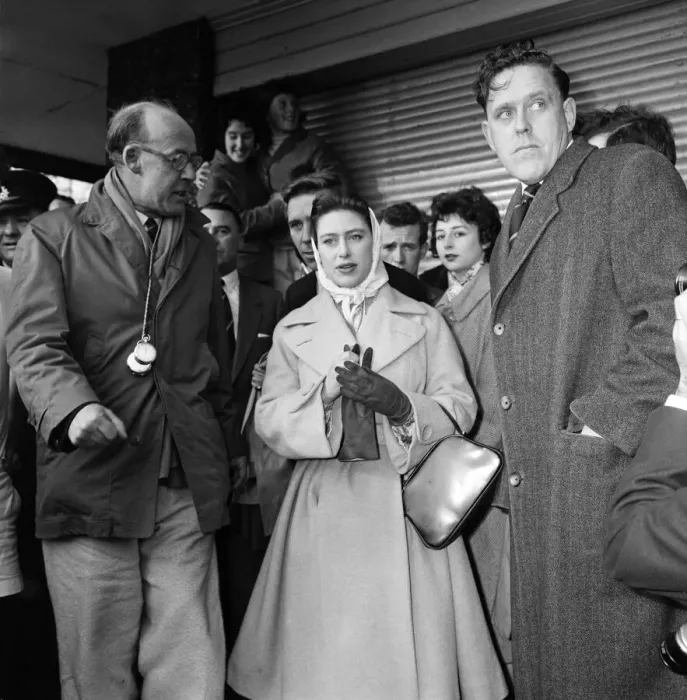Framed Print : Princess Margaret attends the Oxford v Cambridge Boat Race 1960. 3rd April 1960 Framed Print : Princess Margaret attends the Oxford v Cambridge Boat Race 1960. 3rd April 1960