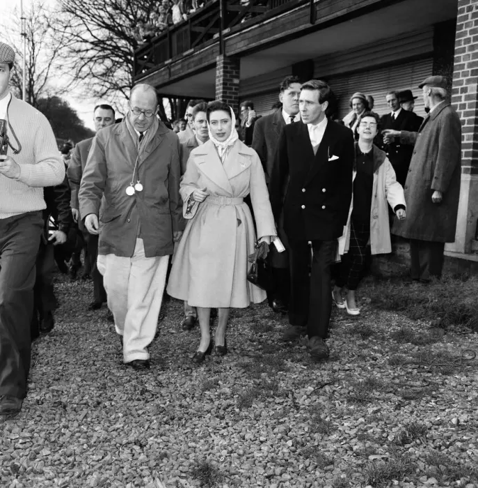 Framed Print : Princess Margaret and her fiance Antony Armstrong-Jones attend the Oxford v Cambridge Framed Print : Princess Margaret and her fiance Antony Armstrong-Jones attend the Oxford v Cambridge