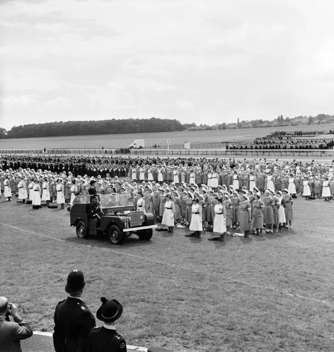 Framed Print : Princess Margaret inspects the St John Ambulance Cadets, York. 10th July 1960 Framed Print : Princess Margaret inspects the St John Ambulance Cadets, York. 10th July 1960