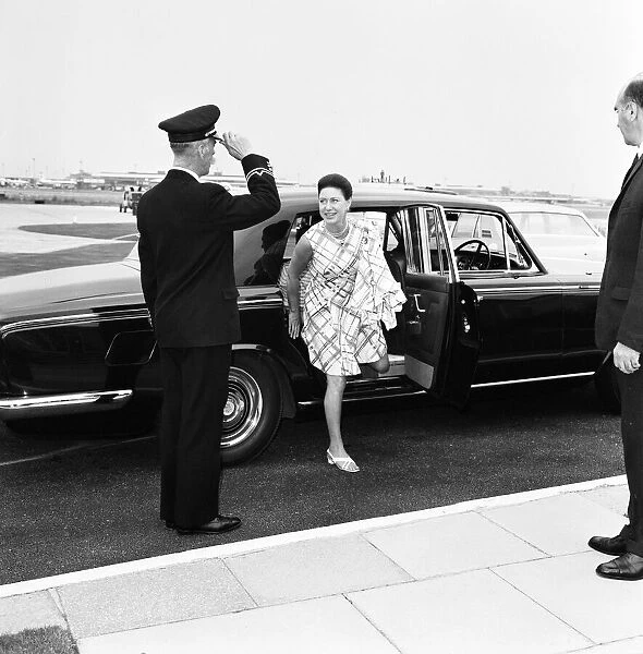 Princess Margaret leaving LAP to go to Sardinia with the Aga Kahn
