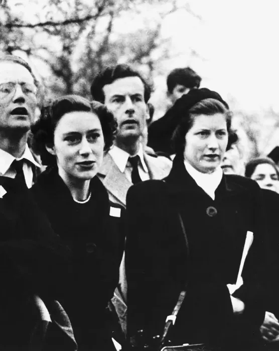 Framed Print : Princess Margaret and Peter Townsend at Badminton Horse Trials Framed Print : Princess Margaret and Peter Townsend at Badminton Horse Trials