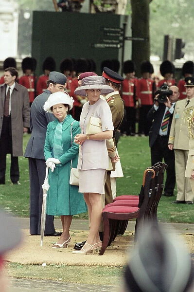 Princess Margaret and Princess Diana attend the unveiling of the Canadian War Memorial in