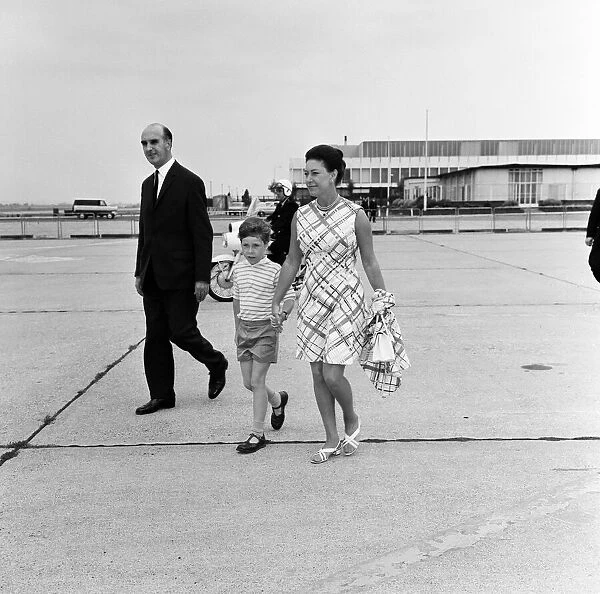 Princess Margaret and her son Viscount Linley leaving LAP to go to Sardinia with the Aga
