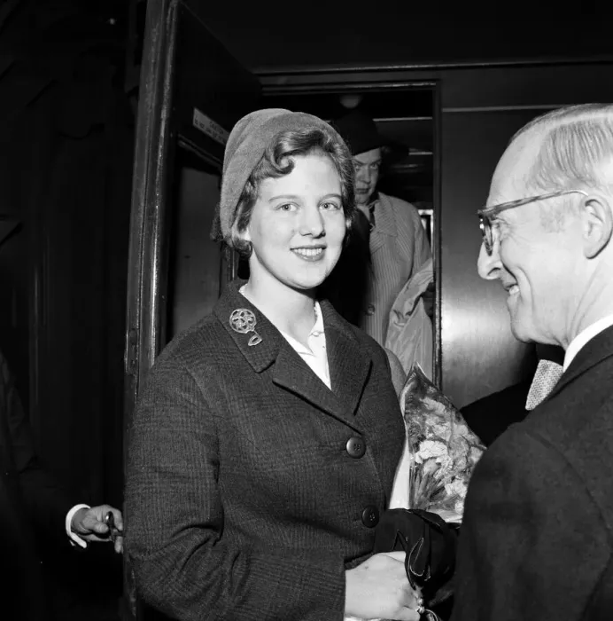 Framed Print : Princess Margrethe of Denmark arrives in London to study at Cambridge. 2nd October 1960 Framed Print : Princess Margrethe of Denmark arrives in London to study at Cambridge. 2nd October 1960