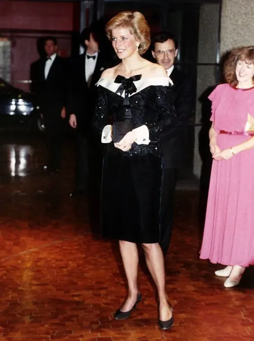 Framed Print : Princess of Wales attends a gala concert at the Barbican Centre, London Framed Print : Princess of Wales attends a gala concert at the Barbican Centre, London