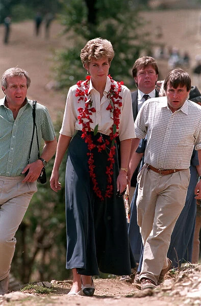 PRINCESS OF WALES DURING VISIT TO NEPAL - MARCH 1993