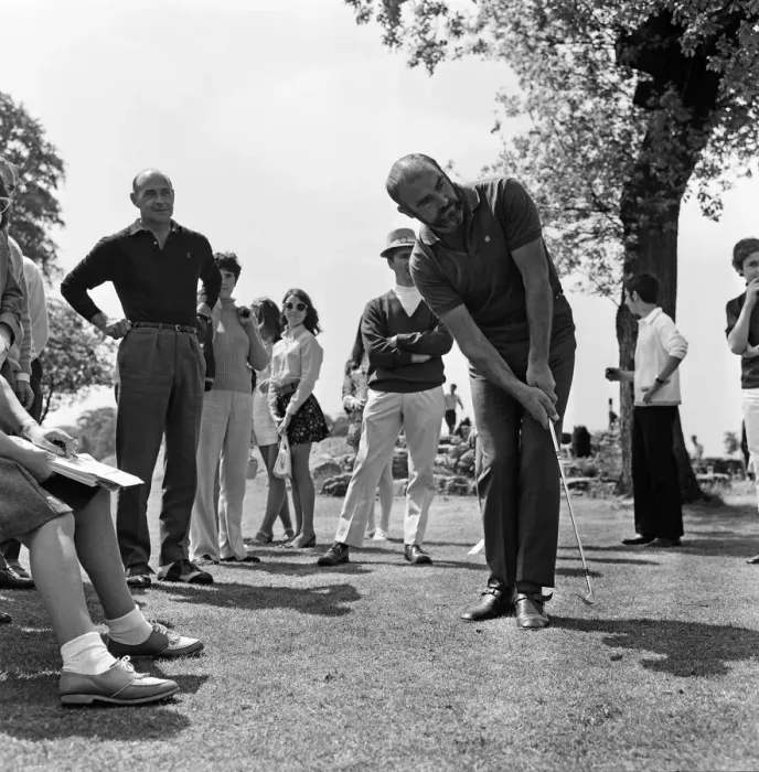 Framed Print : Pro-am Golf tournament held at Dunham Forest Golf Club, Cheshire. Sean Connery Framed Print : Pro-am Golf tournament held at Dunham Forest Golf Club, Cheshire. Sean Connery