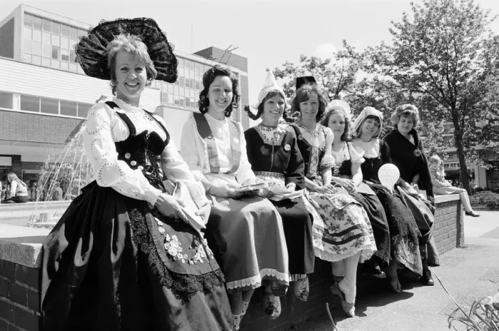 Framed Print : Pro Europe Women wearing traditional costumes ahead of referendum, pictured in Solihull