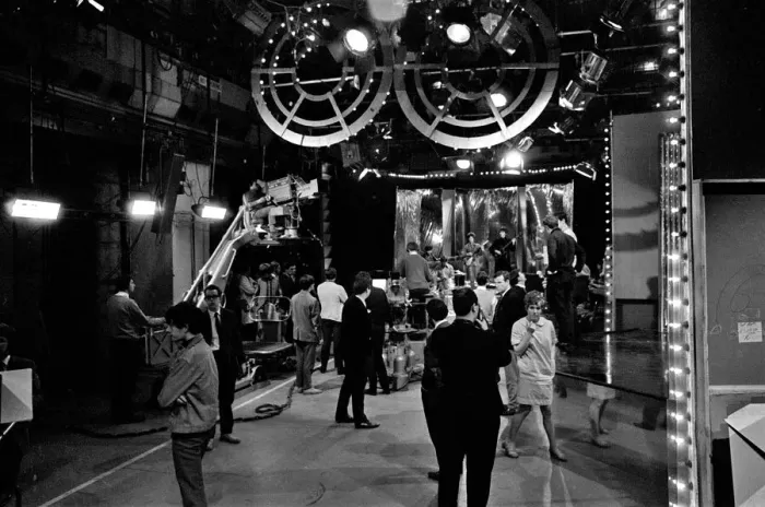 Framed Print : Procol Harum performing A Whiter Shade Of Pale at rehearsals for Top of the Pops