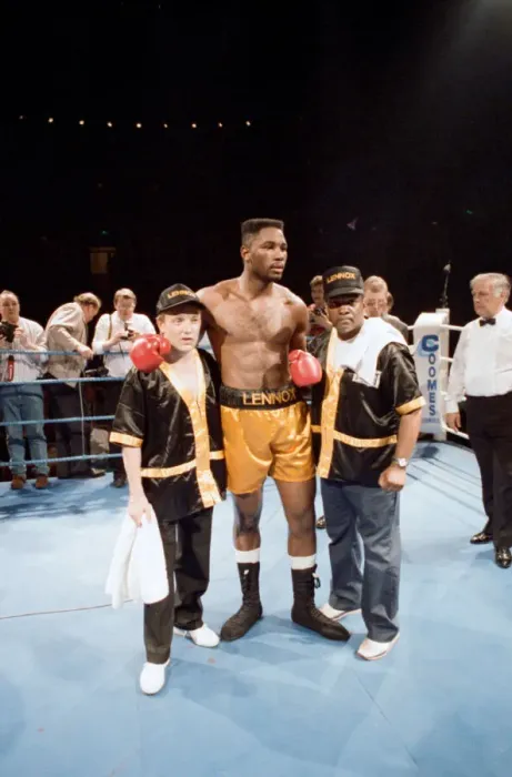 Framed Print : Professional debut for the 1988 Super Heavyweight Olympic Gold Medalist Lennox Lewis Framed Print : Professional debut for the 1988 Super Heavyweight Olympic Gold Medalist Lennox Lewis