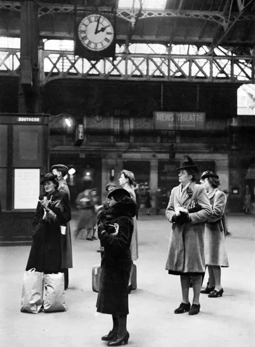 Framed Print : Prosaic old clock at London terminus, Victoria Station has been the arbiter of millions