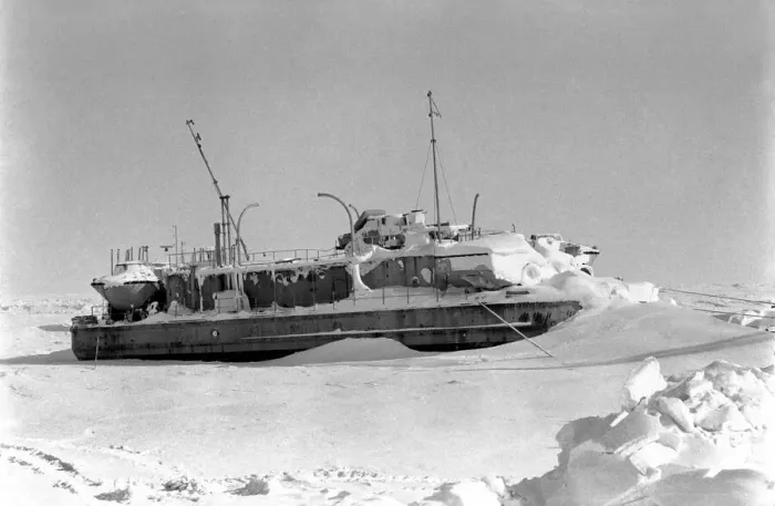 Framed Print : Prudhoe Bay Alaska. Ships frozen in the Beaufort Sea Prudhoe Bay. April 1977 77-02128-017 Framed Print : Prudhoe Bay Alaska. Ships frozen in the Beaufort Sea Prudhoe Bay. April 1977 77-02128-017