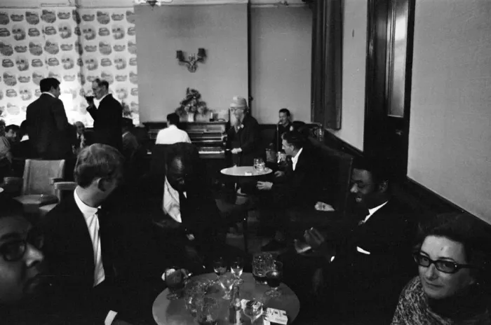 Framed Print : Pub Scene, Forest Hill, London Borough of Lewisham, 13th September 1964 Framed Print : Pub Scene, Forest Hill, London Borough of Lewisham, 13th September 1964